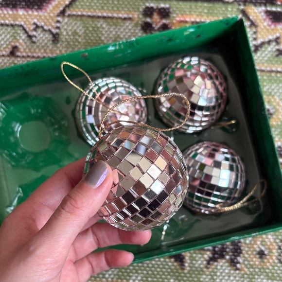 Silver Mosaic Mirror Ornaments Set - Picture 2 of 2